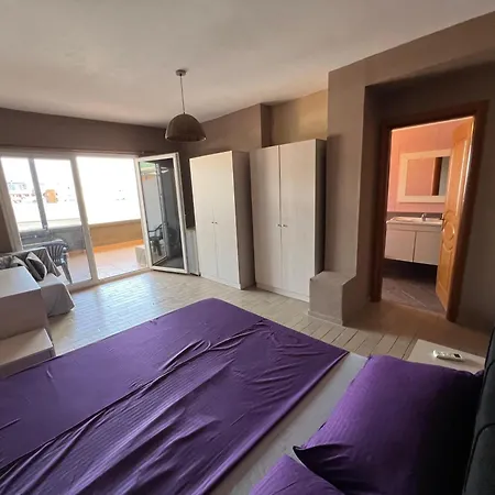 Aprtment Urbannest * Тирана