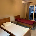 Aprtment Urbannest Apartment *