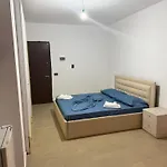 Aprtment Urbannest Apartment