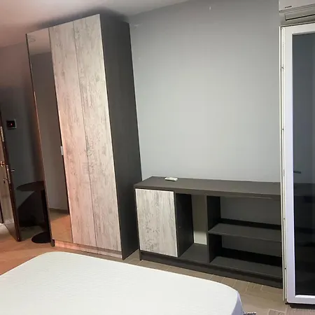 Aprtment Urbannest * تيرانا