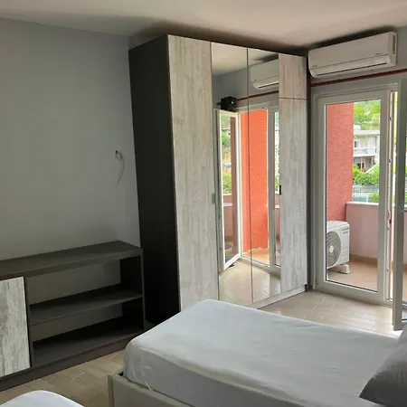 Aprtment Urbannest * Tirana