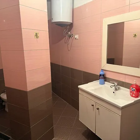 Aprtment Urbannest Tirana