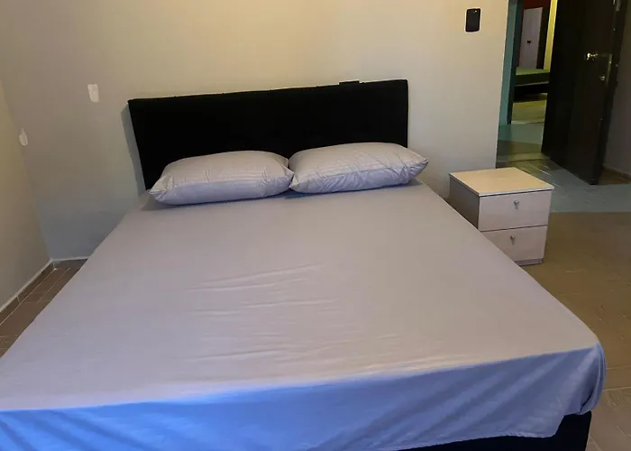 Aprtment Urbannest تيرانا