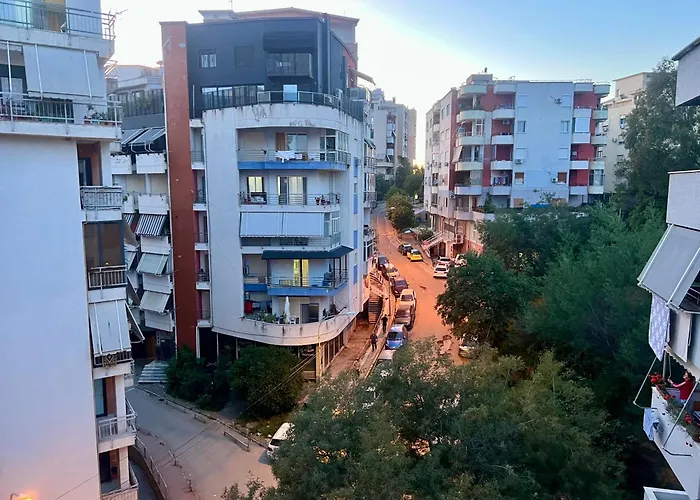 Aprtment Urbannest شقة *