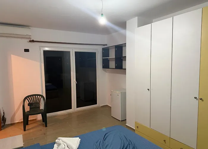 Aprtment Urbannest Apartment *